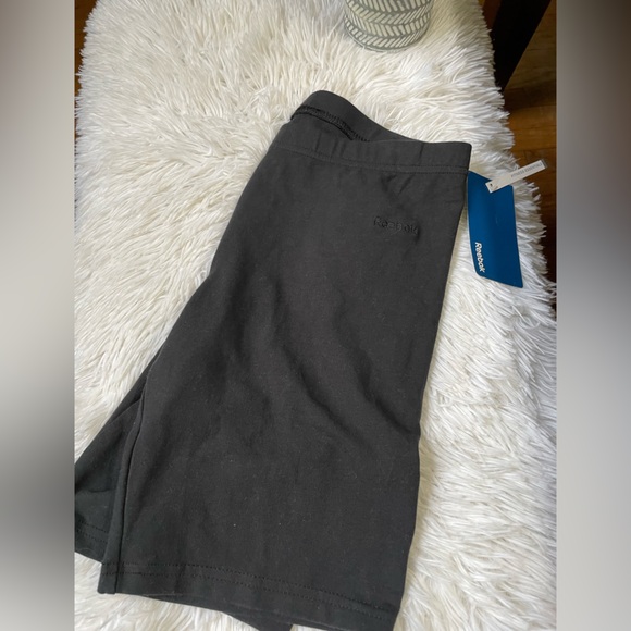 Reebok women’s Bike shorts 🖤 - Picture 8 of 9